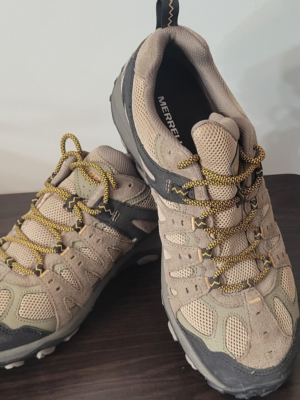 Merrell Men's Tan Accentor 3 Hiking Shoes 12W